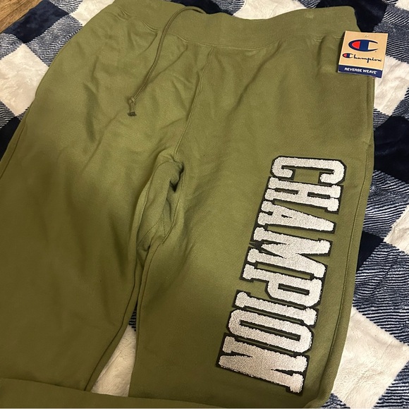 🔥 NEW Champion REVERSE WEAVE Jogger Pants OLIVE Men's LARGE - Picture 2 of 6